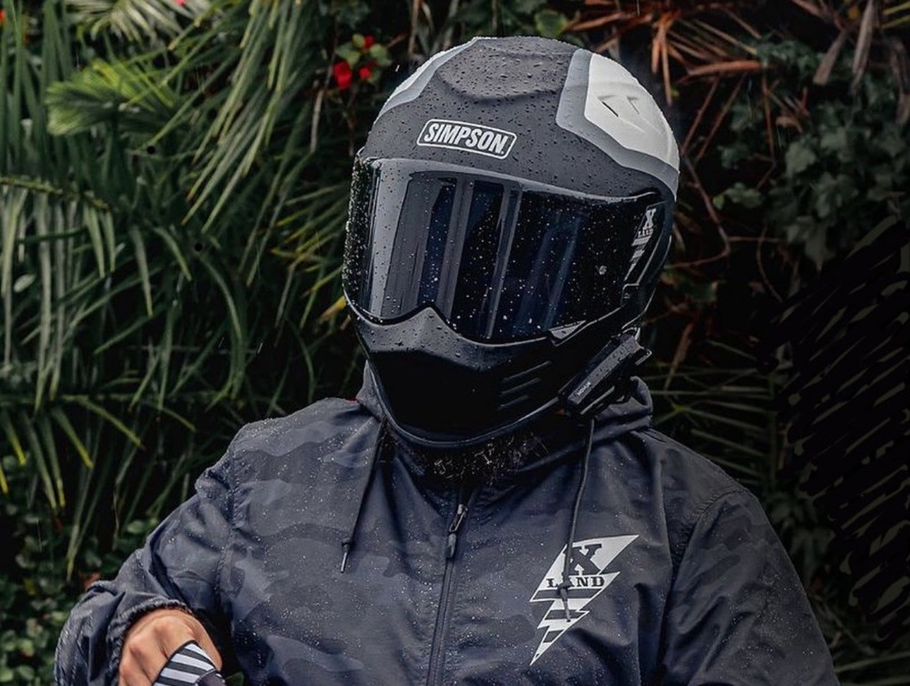 Simpson Limited Edition Ghost Bandit Helmet