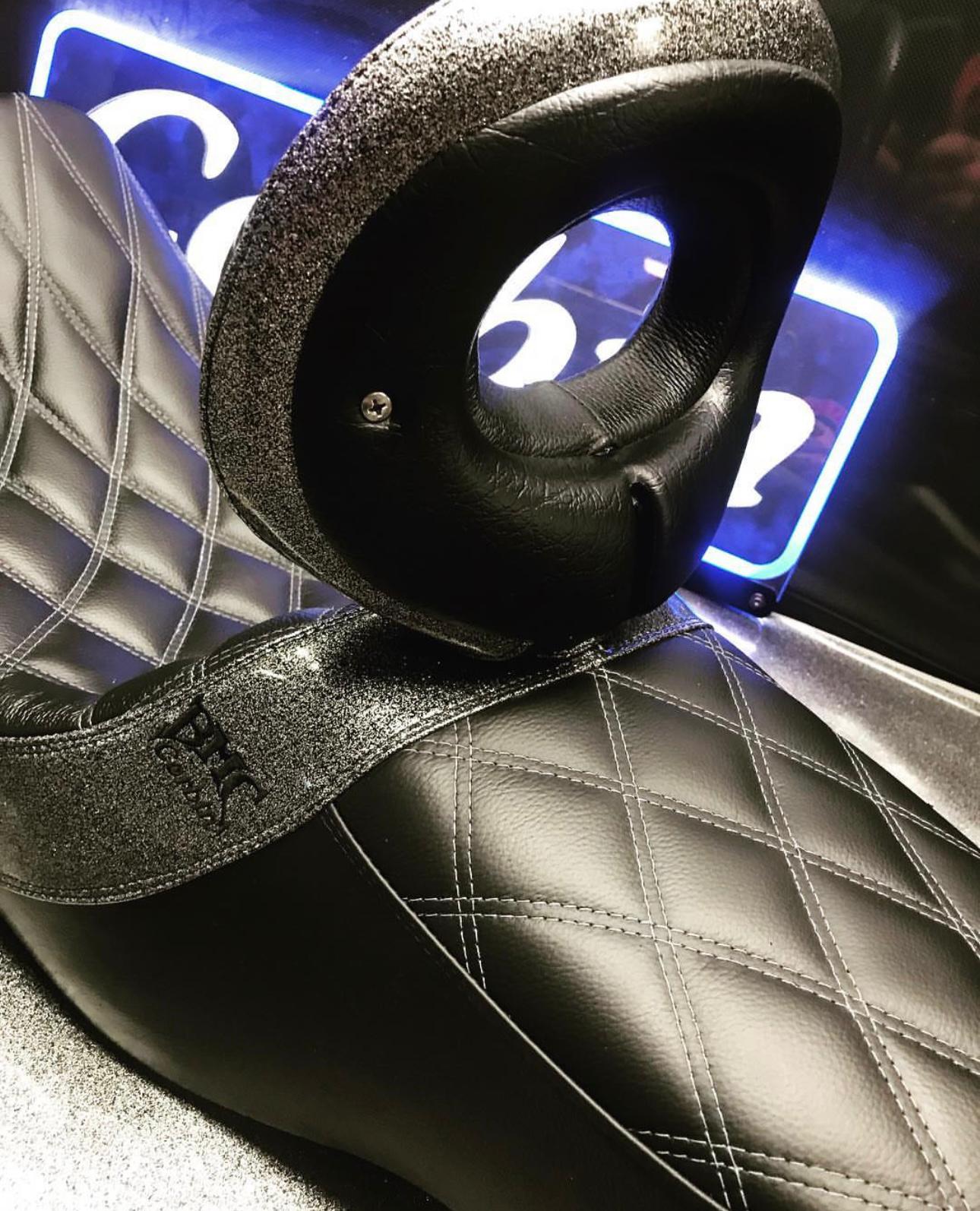 BMC/Corbin Widowmaker Seat - Dyna