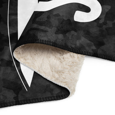 Dagger Squad Sherpa Blanket - Black Camo