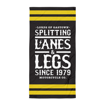 Splitting Lanes Beach Towel - Black